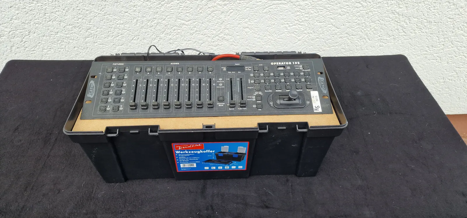 DMX-Controller Elation Operator 192 im Transportcase