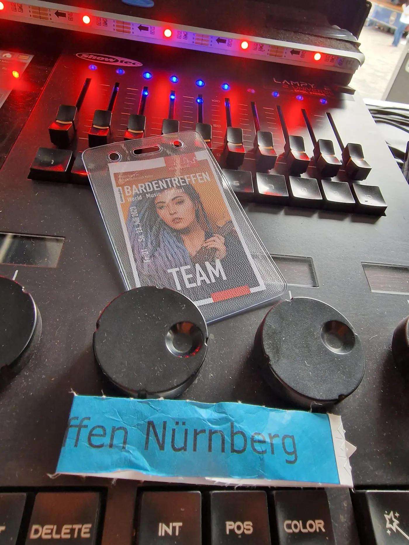 Technikaufbau hinter der Bühne